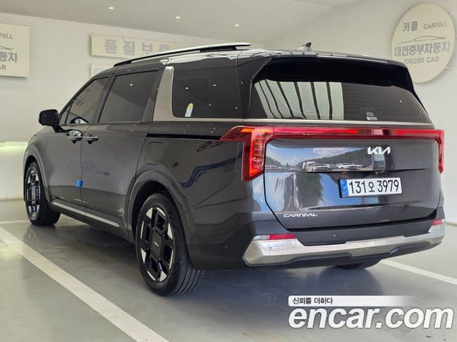 Kia Carnival 2024 — ფოტო 3/20