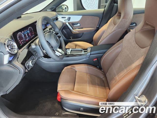 Mercedes-Benz CLA-Class 2025 — ფოტო 16/20