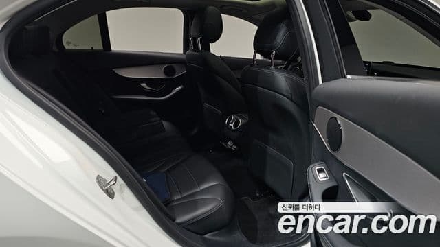 Mercedes-Benz C-Class 2020 — Фото 11/20