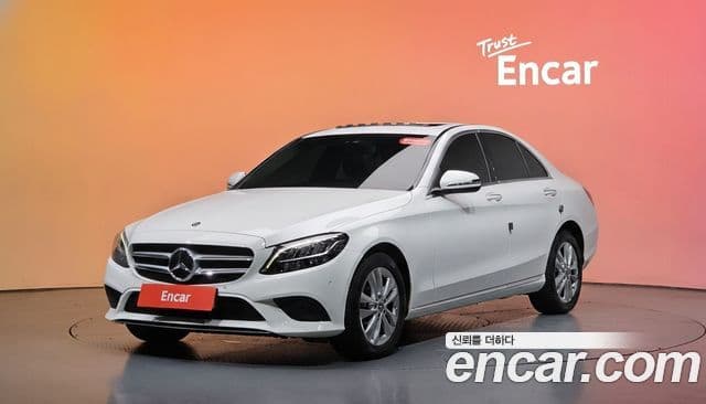 Mercedes-Benz C-Class 2020 — Фото 1/20