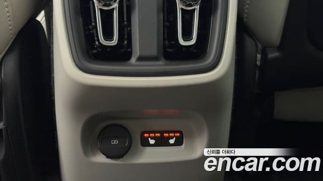 Volvo XC40 2026 — ფოტო 12/20