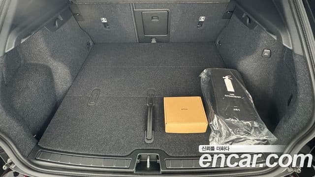 Volvo XC40 2026 — ფოტო 13/20