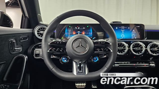 Mercedes-Benz A-Class 2025 — ფოტო 19/20