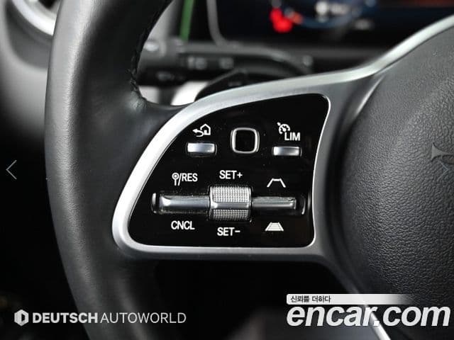 Mercedes-Benz GLB-Class 2020 — Şəkil 16/20