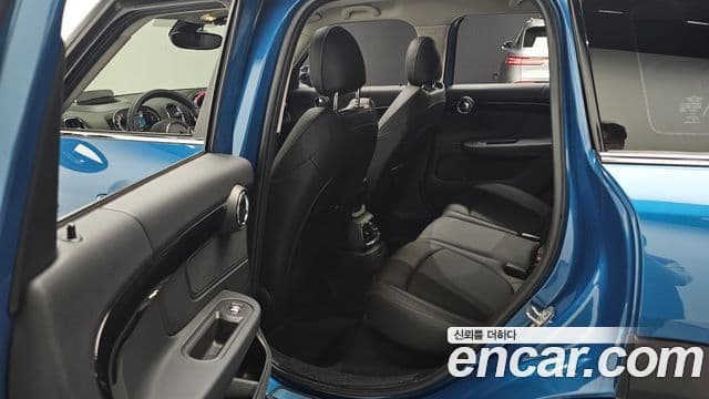 Mini Cooper Countryman 2023 — ფოტო 12/20