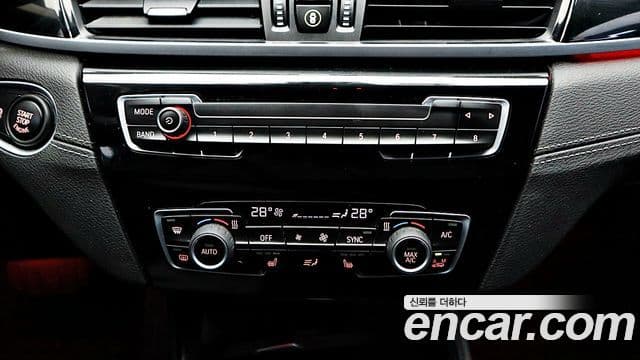 BMW X1 2021 — ფოტო 14/20