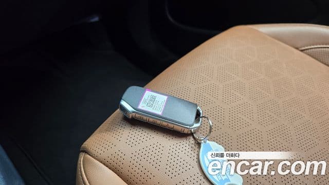 Kia Seltos 2024 — Şəkil 15/20
