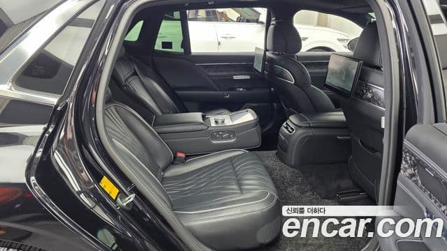 Genesis G90 2022 — Şəkil 12/20