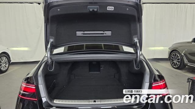 Genesis G90 2022 — Şəkil 20/20