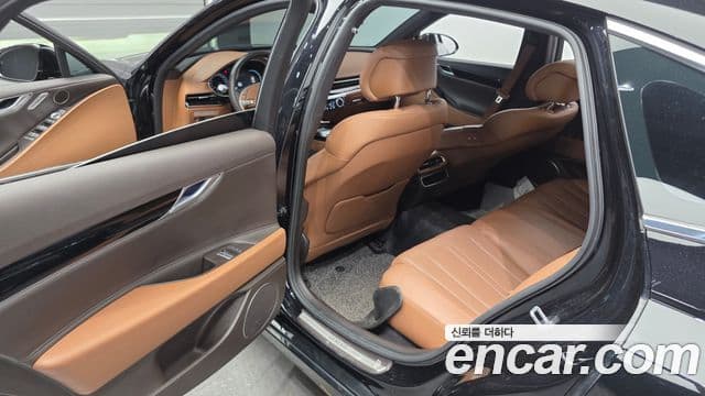 Genesis Electrified G80 2022 — Şəkil 11/20