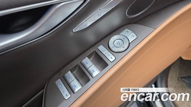 Genesis Electrified G80 2022 — Şəkil 13/20