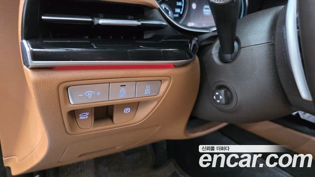 Genesis Electrified G80 2022 — Şəkil 14/20