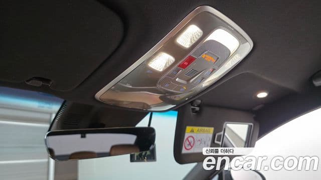Genesis Electrified G80 2022 — Şəkil 17/20