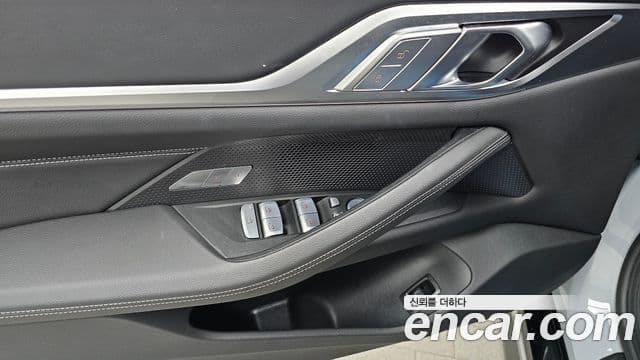 BMW 4 Series 2025 — Фото 17/20