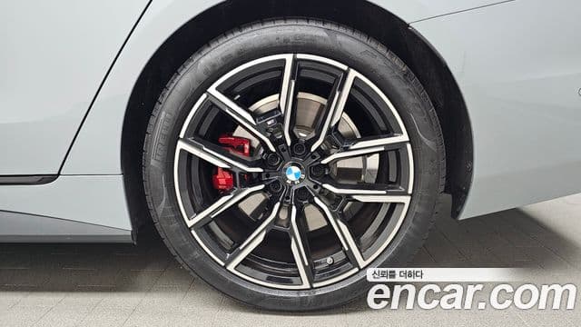 BMW 4 Series 2025 — Şəkil 8/32