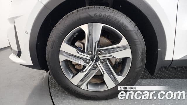 Kia Sorento 2022 — Фото 4/20