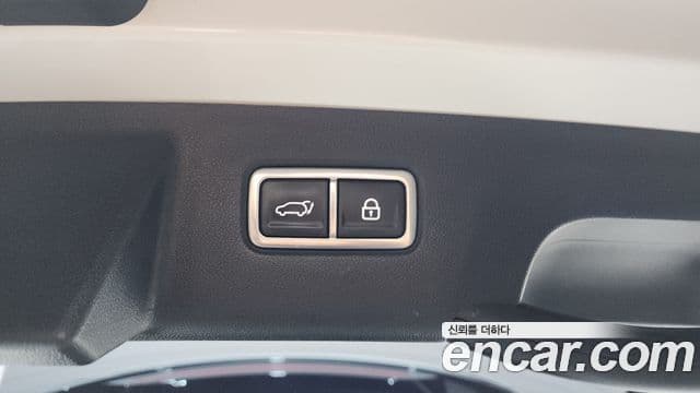 Kia Sorento 2022 — Фото 18/20