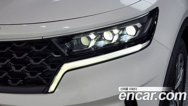 Kia Sorento 2022 — Photo 14/38
