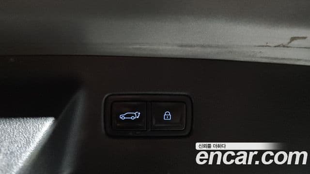 Hyundai Santa Fe 2024 — Şəkil 16/20