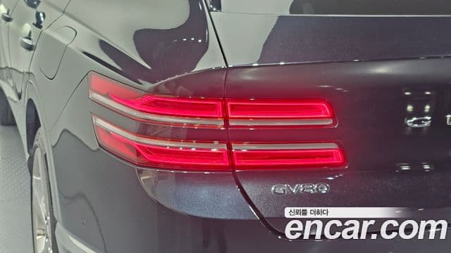 Genesis GV80 2020 — Photo 22/34