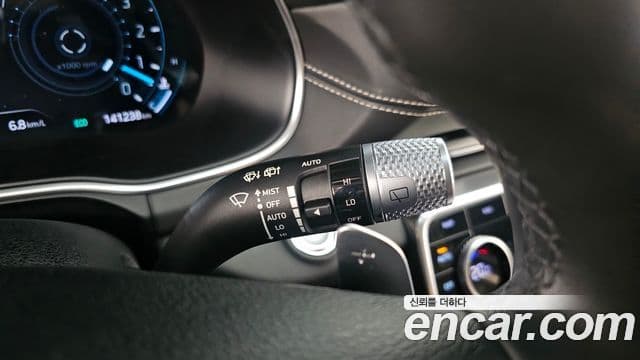 Genesis GV80 2020 — Photo 27/34