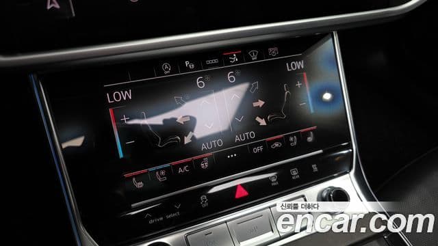 Audi A7 2022 — Photo 3/37