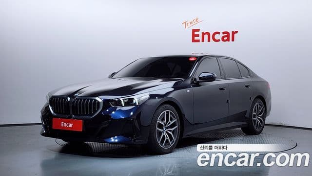 BMW 5 Series 2025 — Фото 1/20