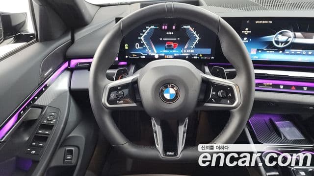 BMW 5 Series 2025 — Фото 13/20
