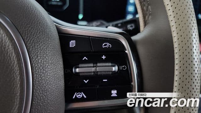 Kia Carnival 2025 — фото 15 из 20