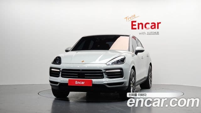 Porsche Cayenne 2022 — ფოტო 3/20