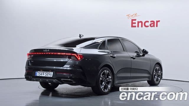 Kia K5 2022 — Şəkil 1/20