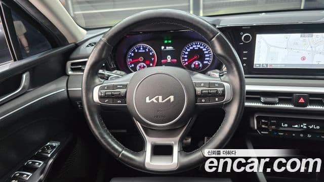Kia K5 2022 — Şəkil 12/20