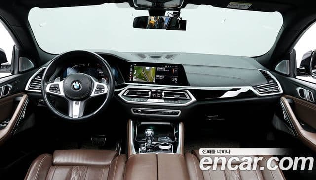 BMW X6 2022 — Photo 18/20