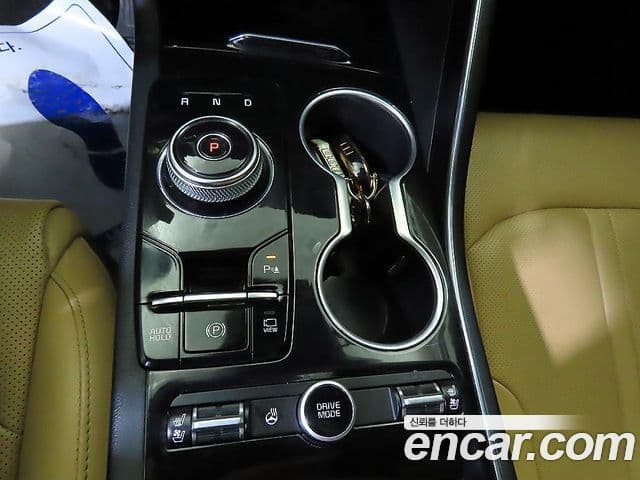 Kia K5 2021 — Şəkil 8/20