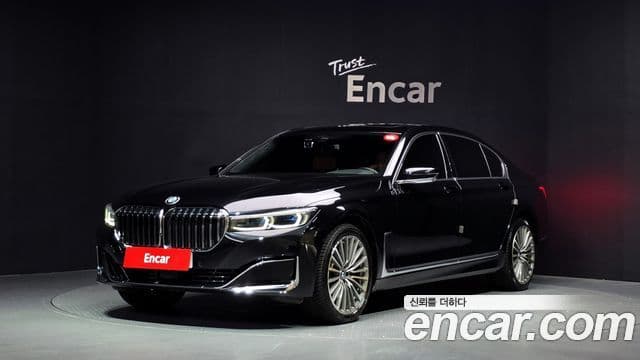 BMW 7 Series 2022 — ფოტო 1/20