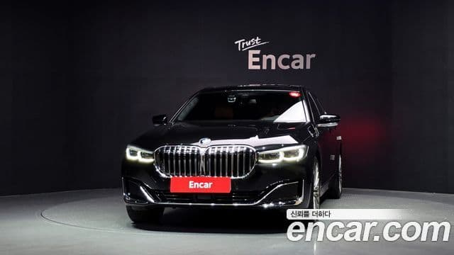 BMW 7 Series 2022 — ფოტო 3/20
