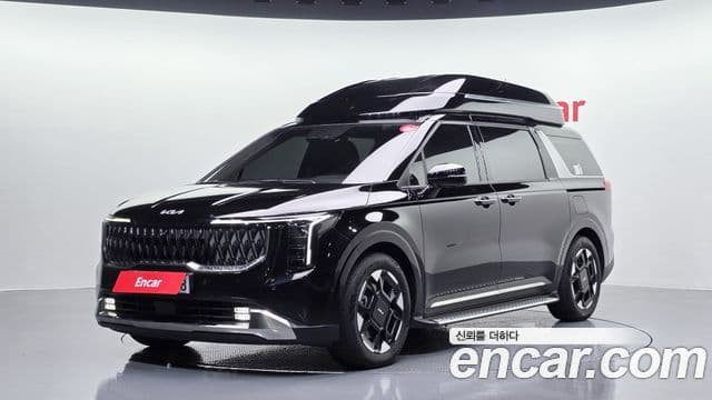 Kia Carnival 2025 — Фото 1/20