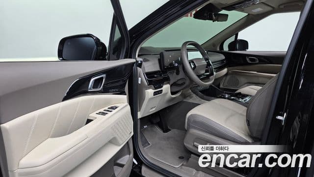 Kia Carnival 2025 — Фото 10/20