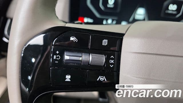 Kia Carnival 2025 — Фото 18/20