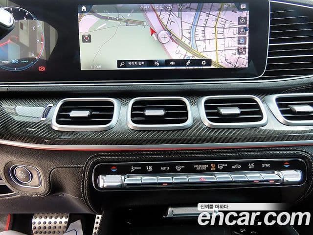 Mercedes-Benz GLE-Class 2023 — ფოტო 18/20