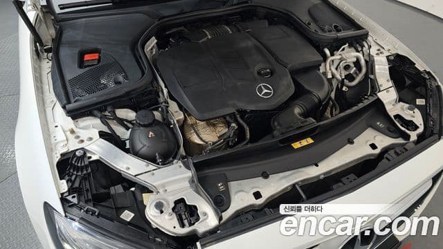 Mercedes-Benz E-Class 2020 — ფოტო 6/20