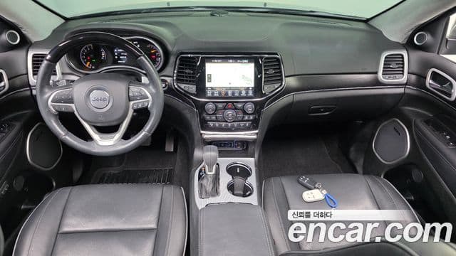 Jeep Grand Cherokee 2019 — Şəkil 10/20