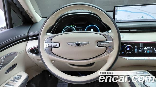 Genesis GV70 2023 — ფოტო 14/20