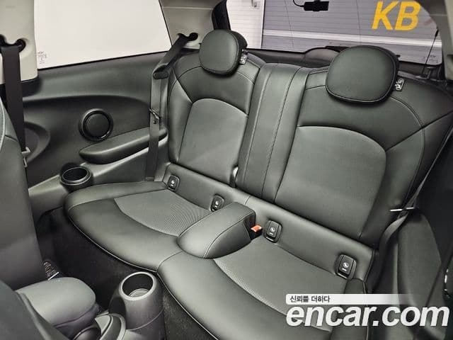 Mini Cooper 2022 — Şəkil 12/19
