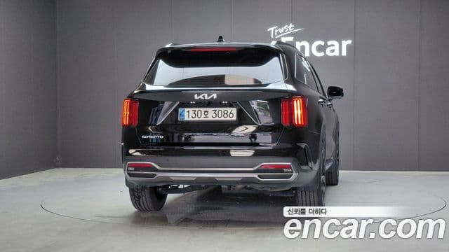 Kia Sorento 2023 — Şəkil 4/20