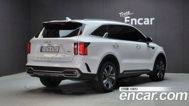 Kia Sorento 2022 — Фото 2/20