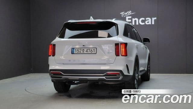 Kia Sorento 2022 — Фото 4/20