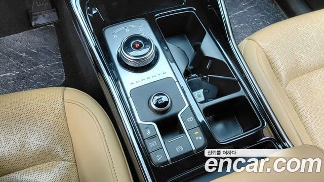 Kia Sorento 2022 — Фото 9/20