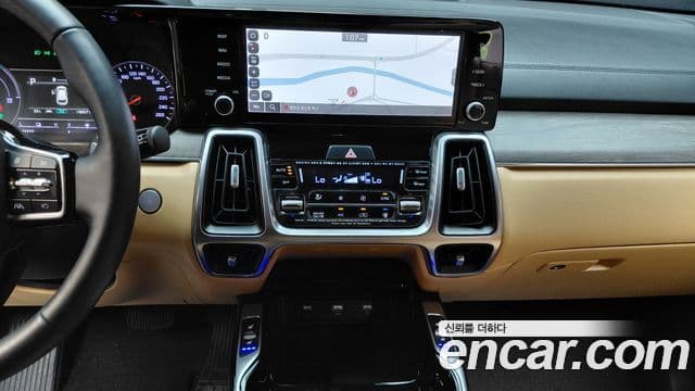 Kia Sorento 2022 — Фото 13/20