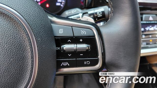 Kia Sorento 2022 — Фото 17/20